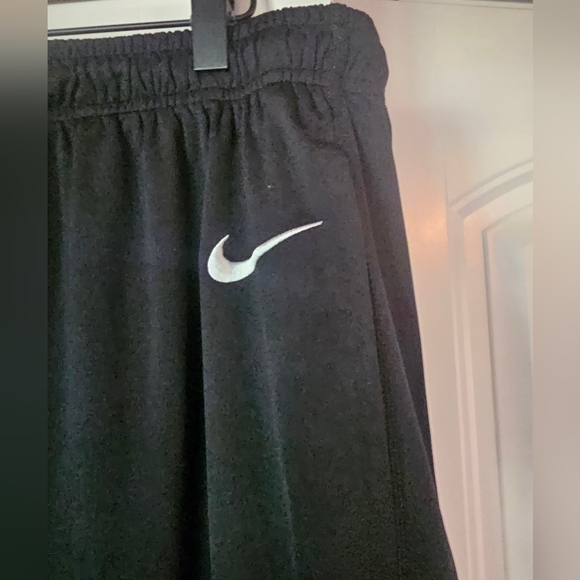 Men's Nike Pittsburgh Steelers Shorts XXL - Picture 3 of 4